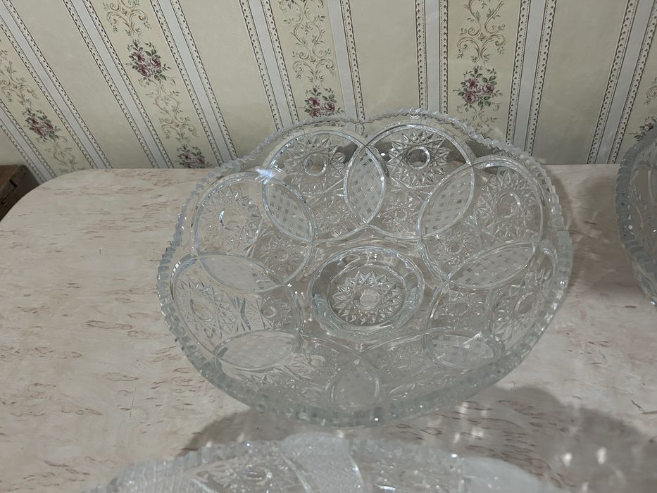 Вазы и фруктовницы