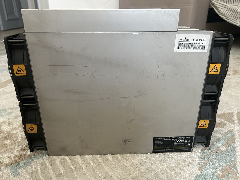 Antminer S19i 92.5TH/s ASIC майнер для Bitcoin - 4 шт