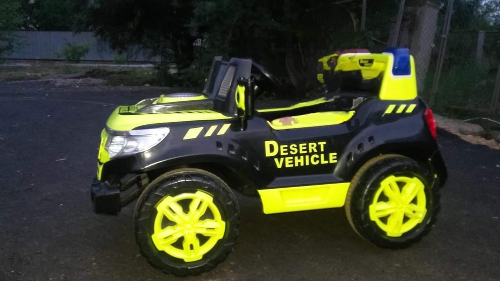 Продам детскую машину. Возможен обмен.