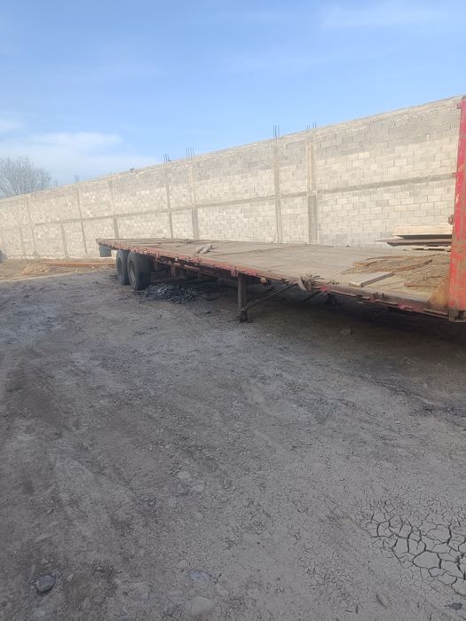 Полуприцеп плошадка