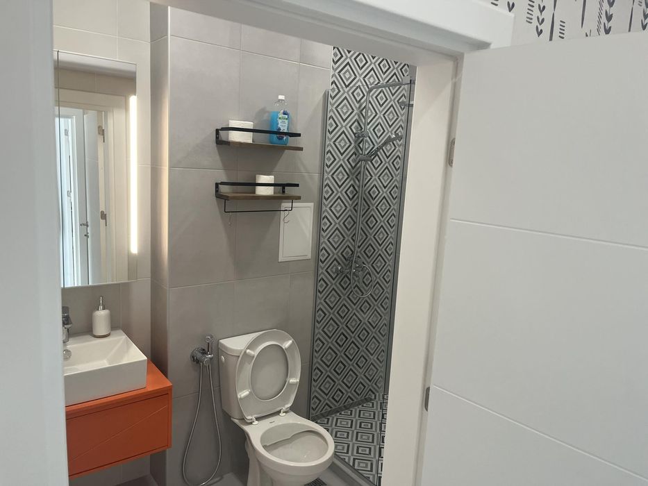 Дава се под наем Двустаен апартамент в Пловдив, Тракия - 70 кв.м за 650 € - Снимка #6