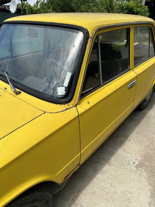 лек автомобил Лада 1300s