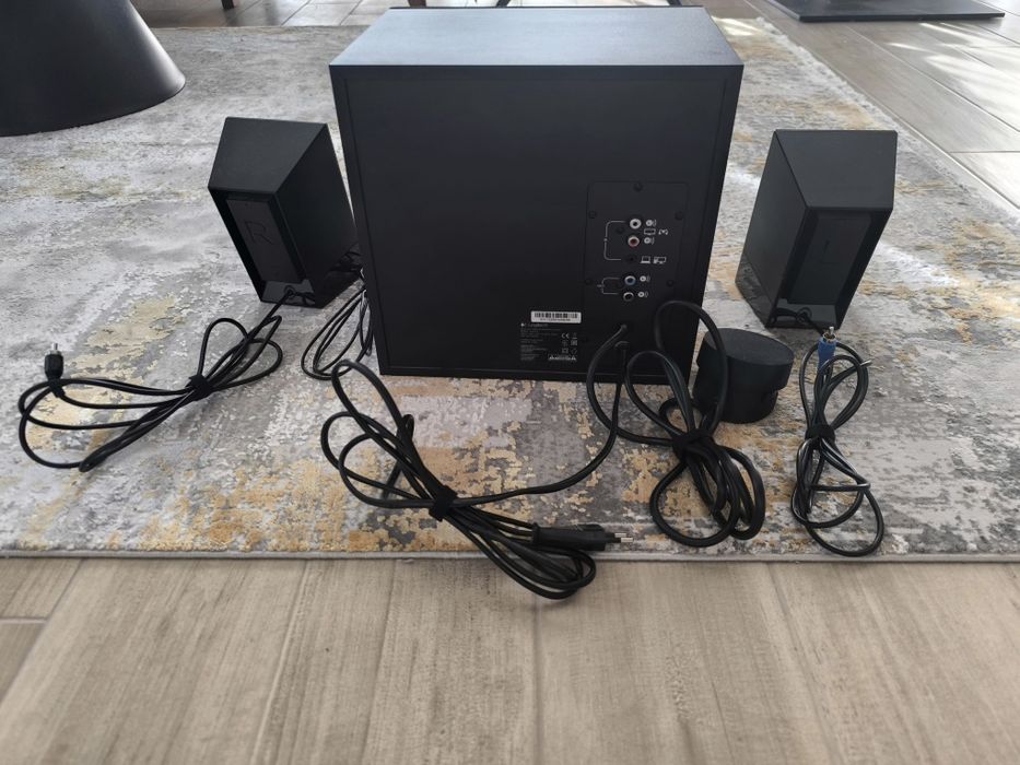 Logitech Speakers 2.1 Z533