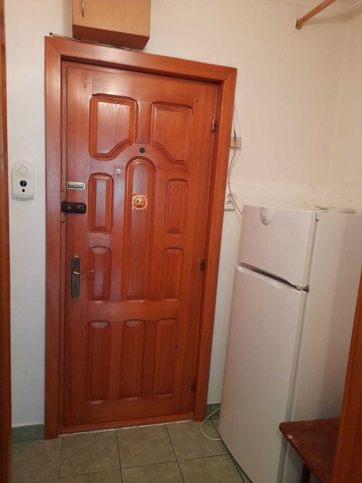 Ofer spre inchiriere garsoniera confort 1