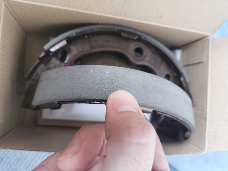 Vand set 4saboti frana de mana TRW GS8757