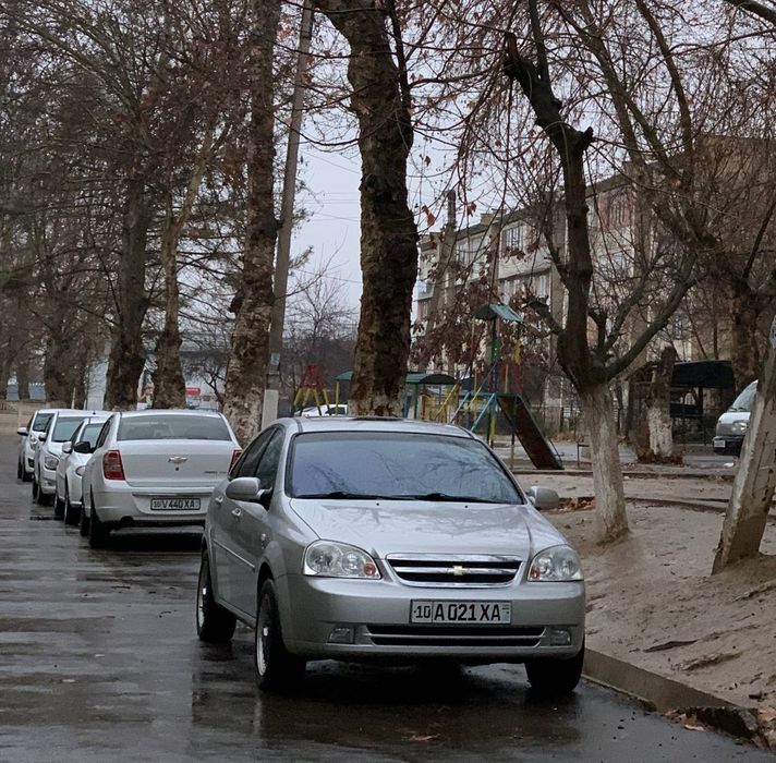 Laceti 1.6  metan gaz