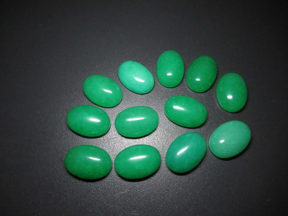 Естествени Танзанити,Кианити,Аквамарини.Нефрити,Кехлибар,Тигрово око