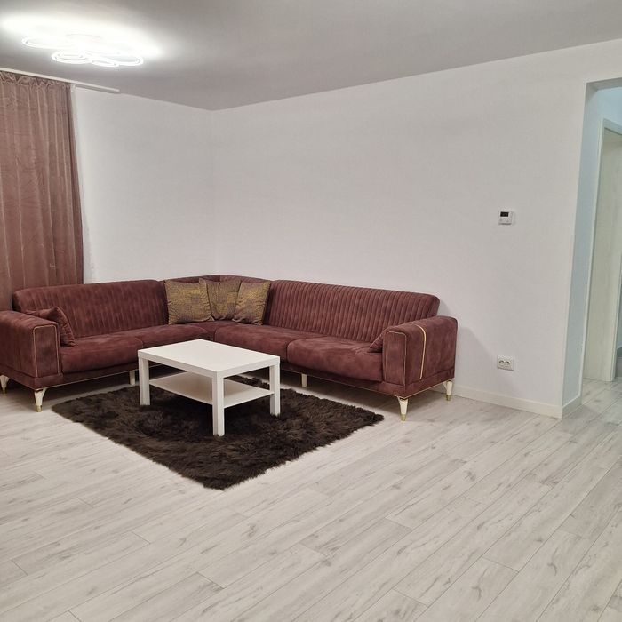 Inchiriez Casa superba
