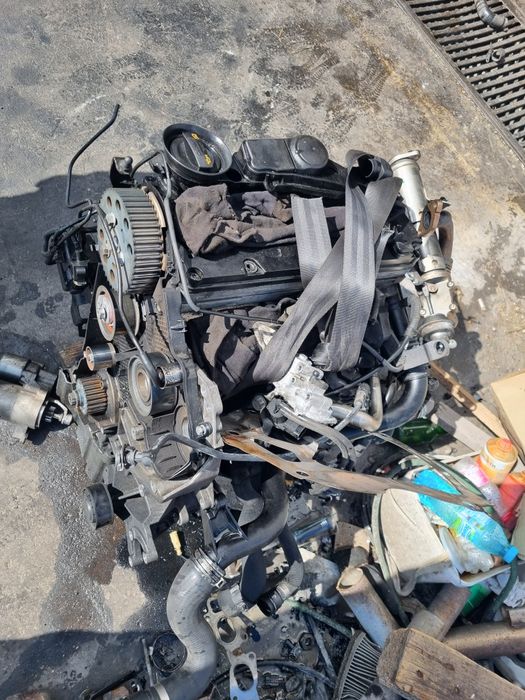 Двигател гол за Audi A4 B8 2.0tdi 143кс2009god