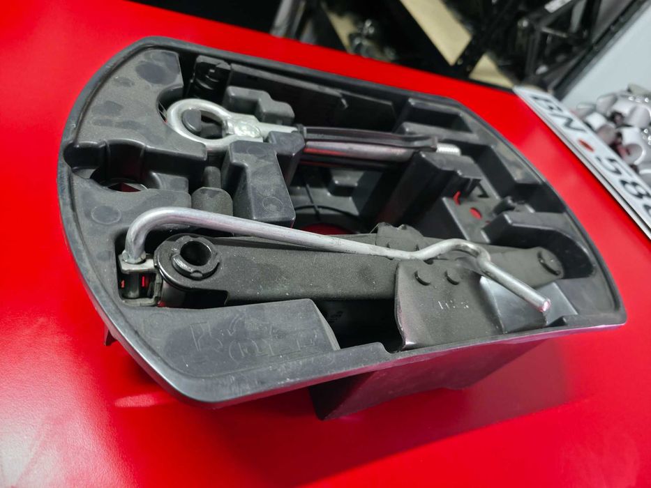 KIT Complet Cric AUTO OEM Peugeot 2008 3008 5008 Citroen