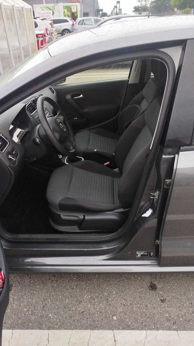 VOLKSWAGEN Polo 2011 — imagine 3