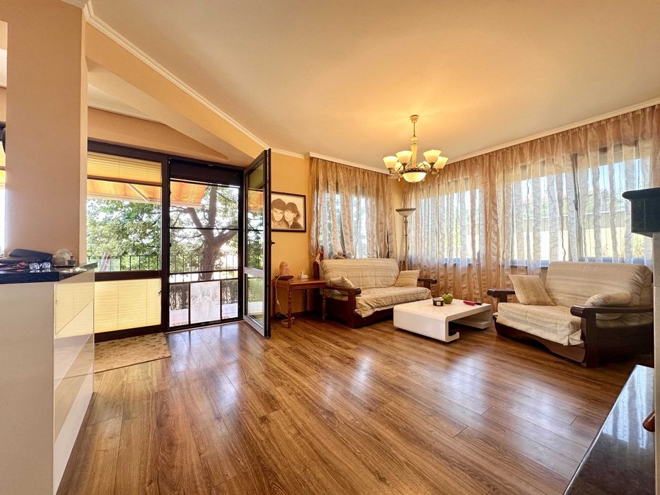 Продава се Къща в с. Кошарица, Област Бургас - 239 кв.м за 2406 €/кв.м - Снимка #14