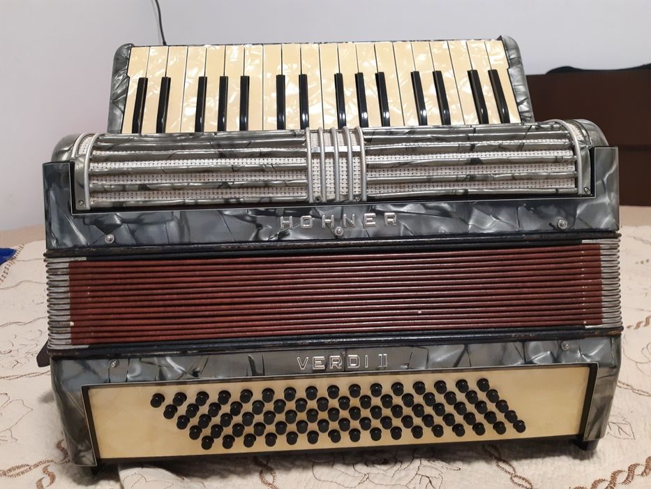 Vand Acordeon Hohner Verdi II 80 Basi