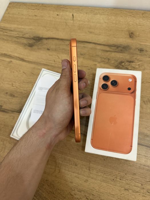 Iphone 17 pro max 256gb как новый