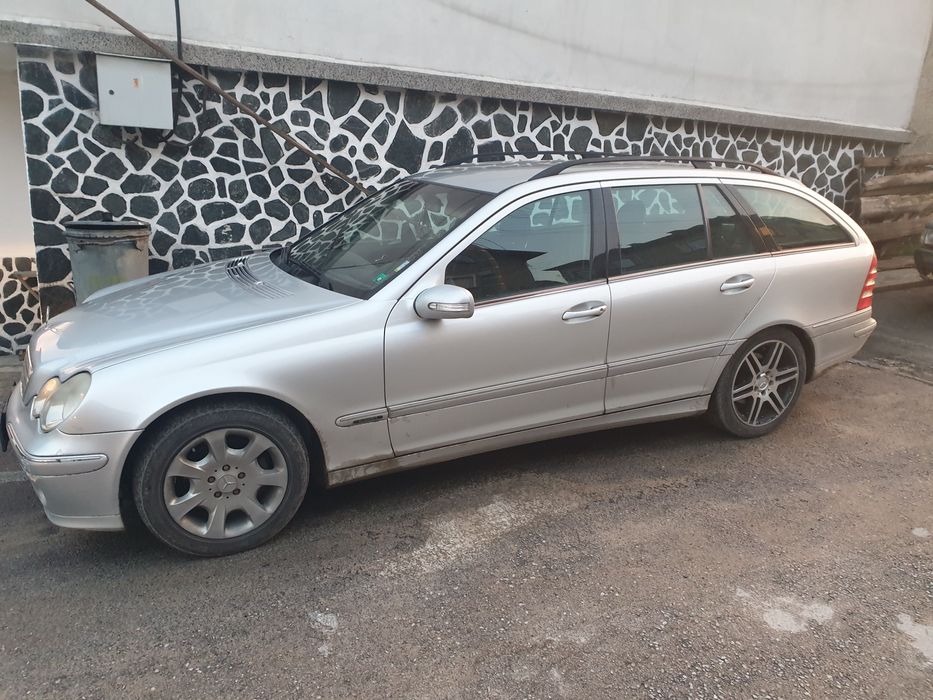 Мерцедес ц 220 2006г