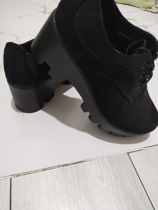 Продам обувь женскую