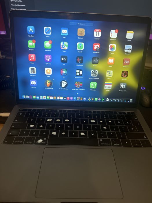 MacBook本体 MacBook Air Ratina 2019 8GB / 128GB 13 Apple MacBook Air Retina 2019 整備済み品