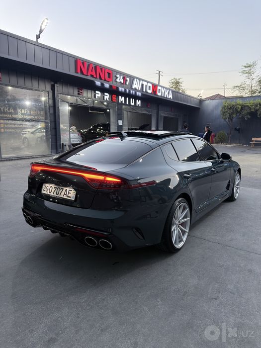 Kia stinger 2023 3.3 turbo