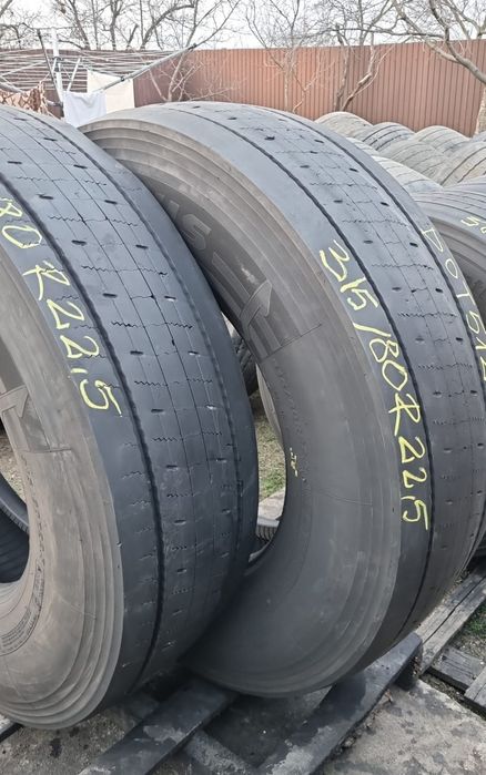 2 Anvelope Camion Directie Bridgestone 315/80 R22.5 Stare Impecabilă.