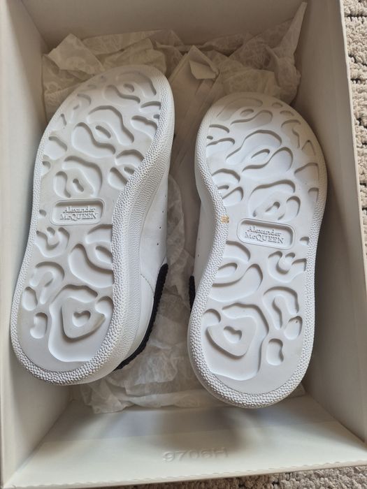 Alexander McQueen кецове с кристали оригинал