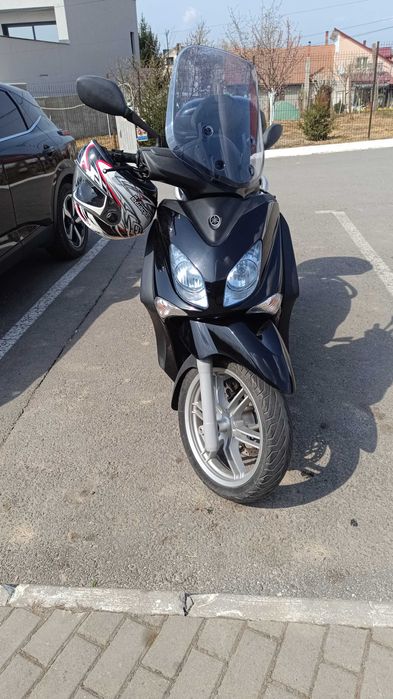 Vând maxi scuter