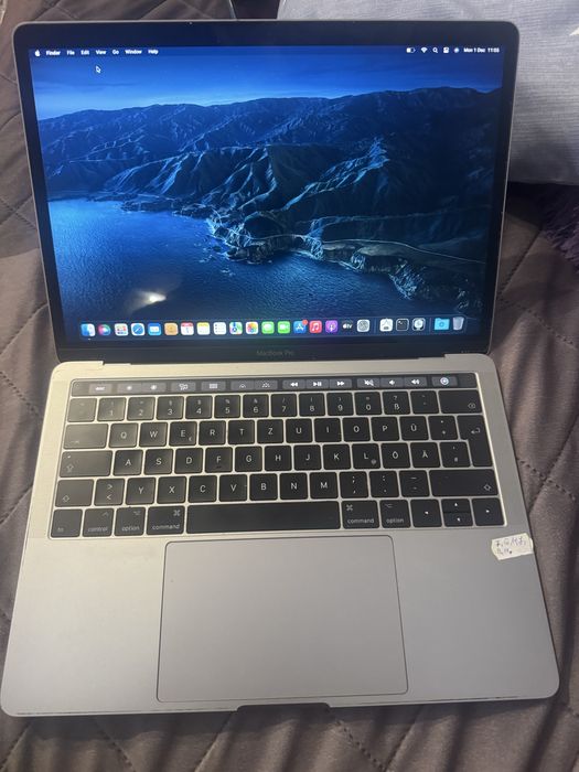 Macbook pro 2018 cu taste defecte