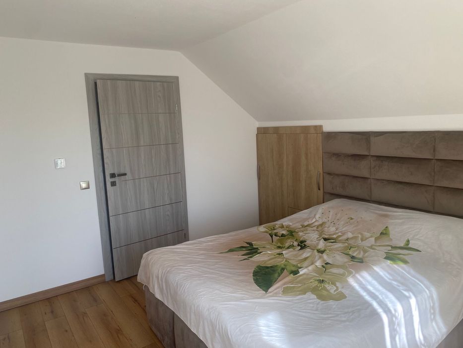 De vanzare, Casa P+1