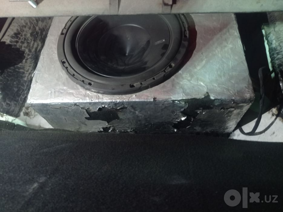 Original Hertz ES 300.5 — 12" / 1050W / 4 Ohm