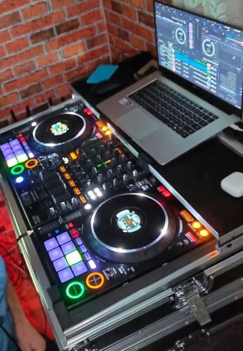 Pionieer Ddj 1000 & Magma Case