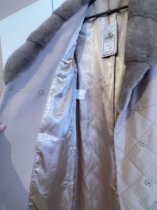 Продается Новое пальто