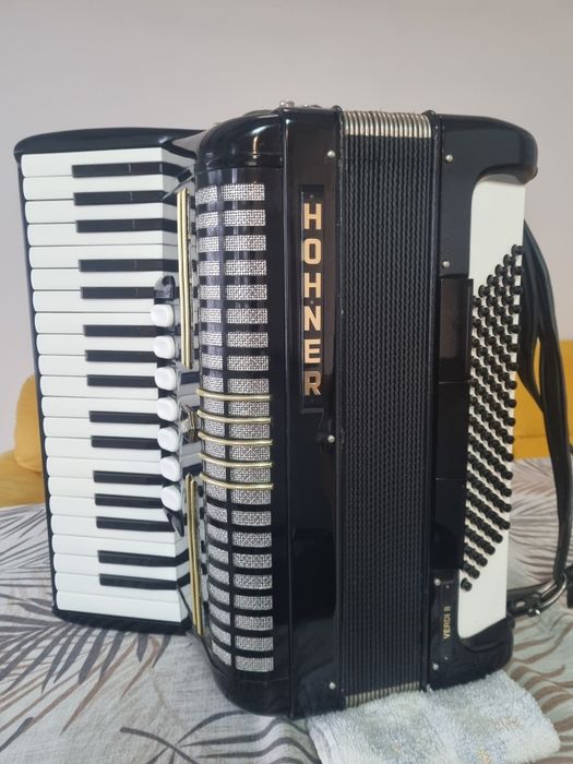 Vând Hohner Verdi 2  nou