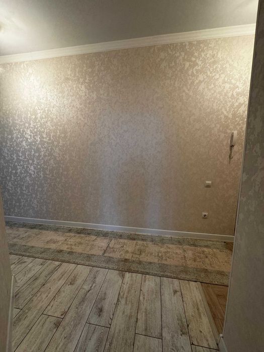 Продам 2х комн кв Батыс с ремонтом