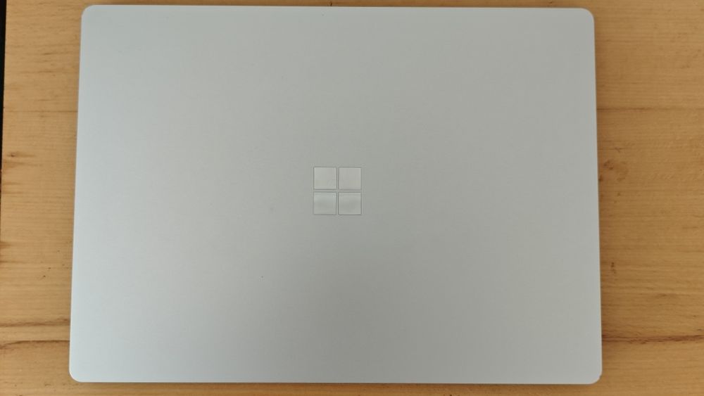 Surface laptop 4