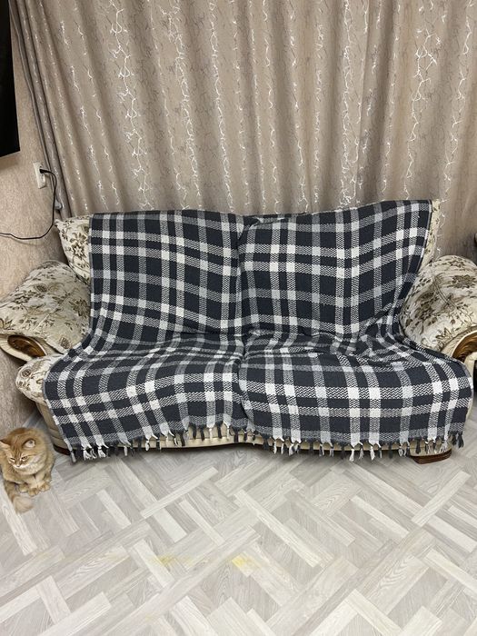 Продам диван и кресла