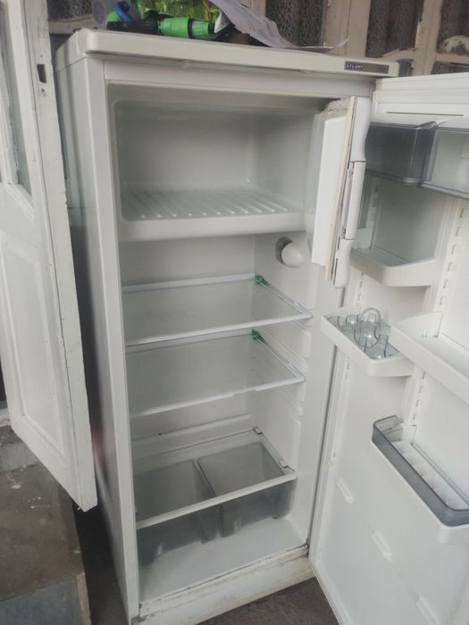 Продаётся холодильник и газ плета