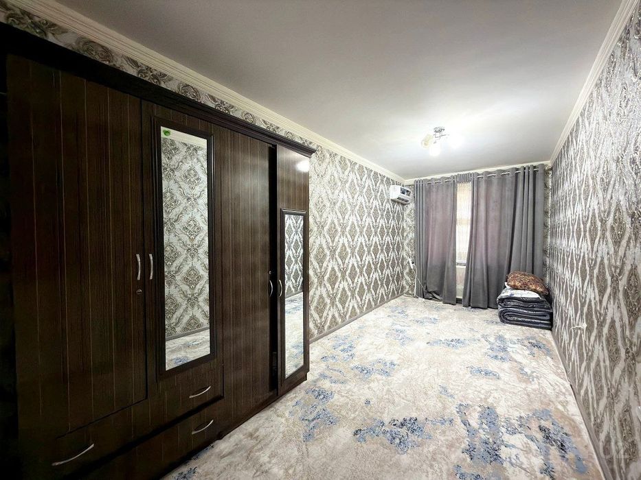 Рудакий кучаси 130 домда квартира сотилади