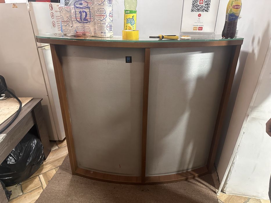 Мебель и оборудование