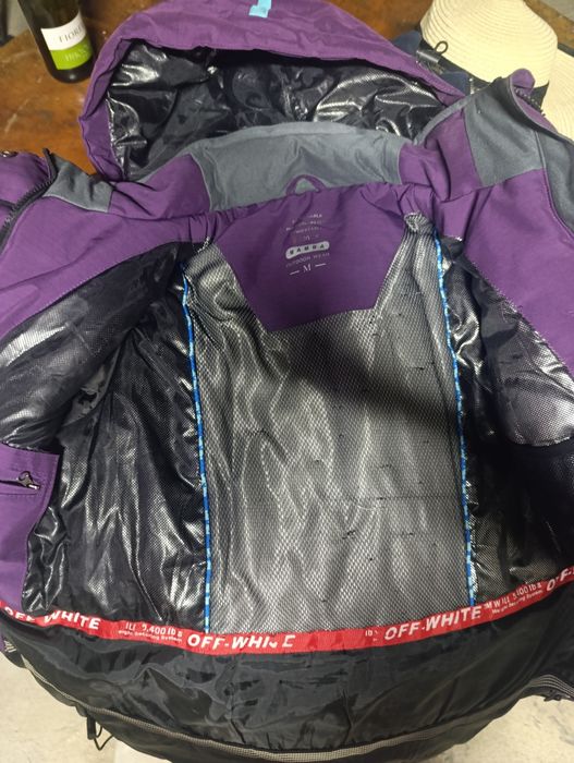 Продам лыжную куртку