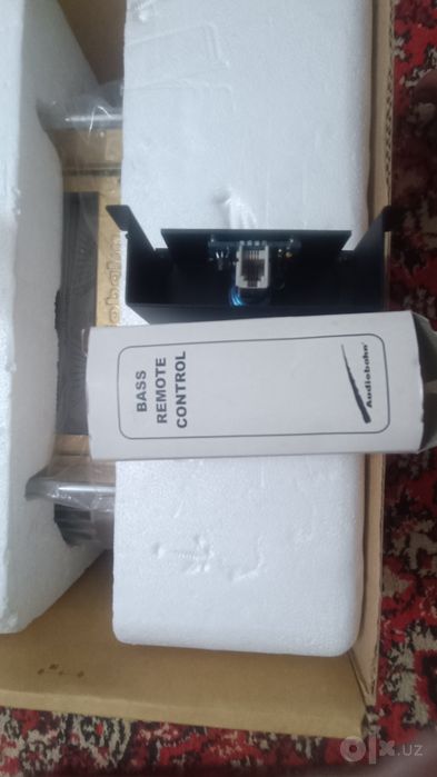 Продаются 2 усилителя Audiobahn A235HCX