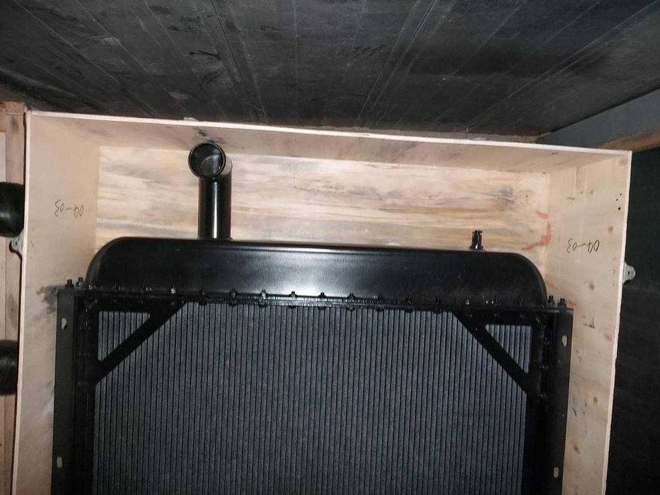 Радиатор на грейдер XCMG Shantui