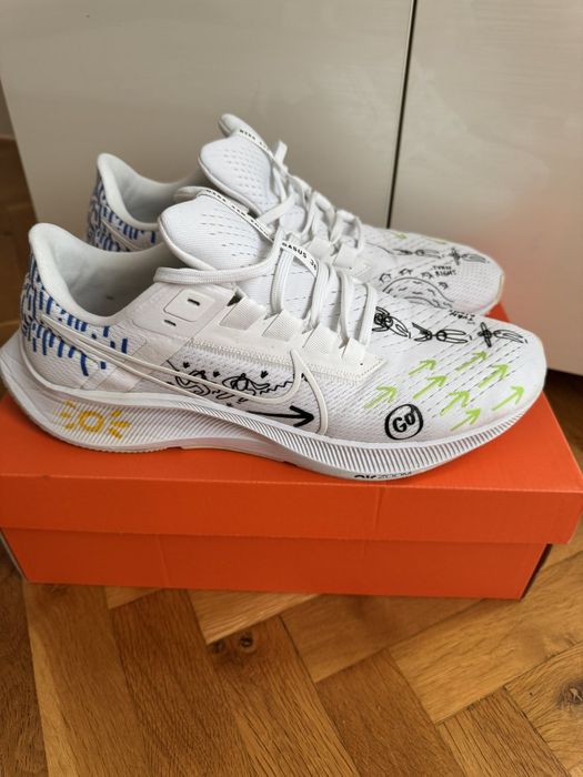 Маратонки  Nike air zoom  38