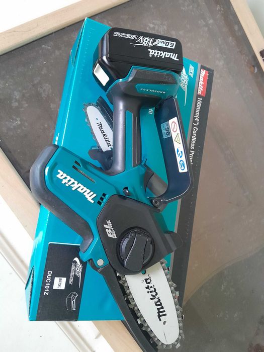 Makita Duc101 Fierastrau