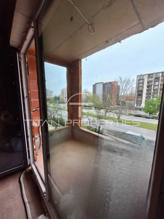 Продава се Тристаен апартамент в Пловдив, Тракия - 117 кв.м за 1419 €/кв.м - Снимка #9