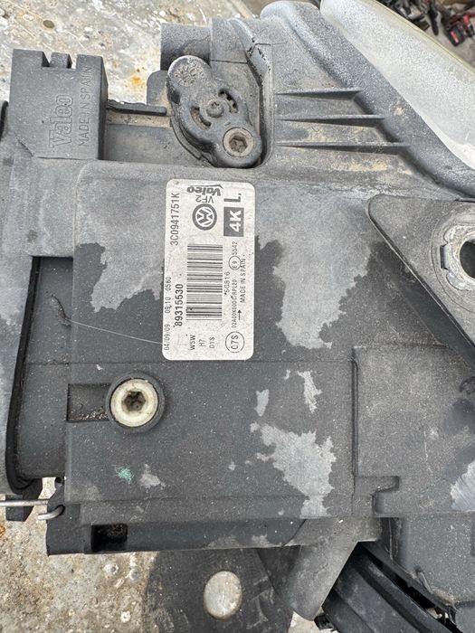 Faruri cu xenon passat b6