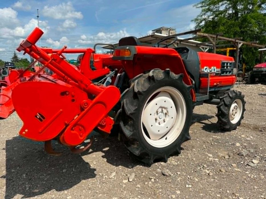 Трактор KUBOTA GL23 4x4