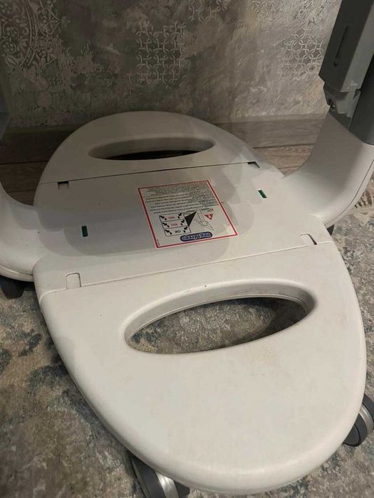 Продам детский стул Peg-Perego Tatamia