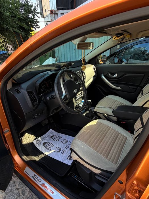 Lada vesta Xray cross