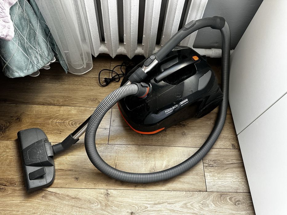 Пылесос THOMAS AQUA-BOX 1600W с аквафильтром