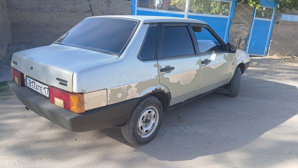 Ваз 21099. ГОД 2000 Карбюратор  срочно продам