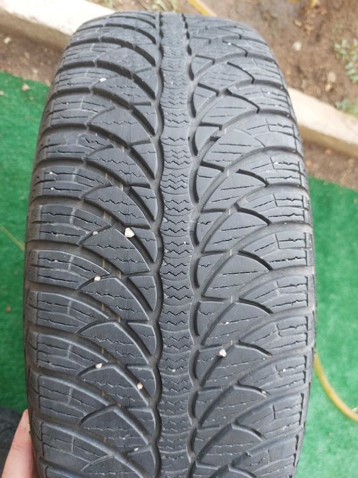 2 броя зимни гуми 195 / 65 / 15 и джанти за Opel